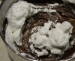 Desert prajitura cu ciocolata si jeleu de zmeura-6