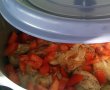 Mancarica de rata cu salata pimentata de rosii-5