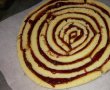 Desert tort spirala cu jeleu de cirese si crema de portocale-10