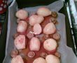 Cartofi noi pe pat de rosii la cuptor-4