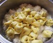 Perisoare de pui cu tortelloni in sos de legume-6
