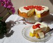 Desert tarta cu capsuni si crema bavareza de vanilie-8