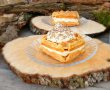 Desert gofre cu mere in compozitie si crema cu caramel la aparatul Waffle Maker Duraceramic Breville-9
