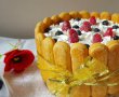 Desert tort din piscoturi, cu crema de iaurt si fructe-7
