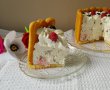 Desert tort din piscoturi, cu crema de iaurt si fructe-9