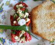 Salata de ardei capia copti, cu telemea si ceapa verde-17