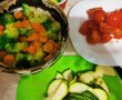 Broccoli, zucchini si rosii cherry in unt-2