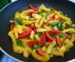 Salata calda de paste, cu legume si mozzarella-5