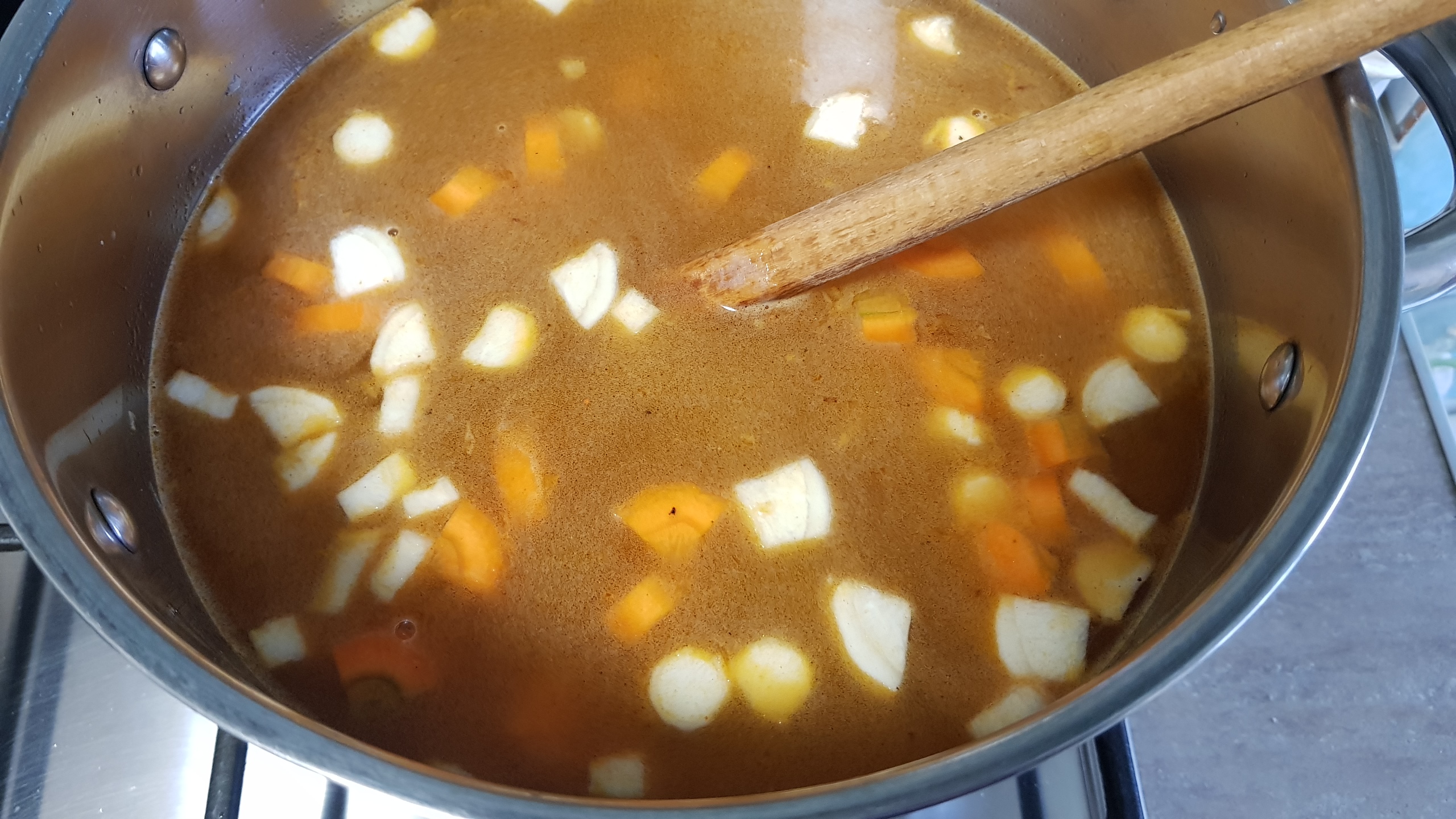 Supa cu carnati si cus-cus