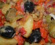 Salata orientala de cartofi cu ardei copt-16