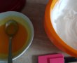Desert prajitura cu blat de nuca si crema cu lapte condensat-0