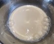 Desert prajitura turnata cu mere si crema de smantana-6
