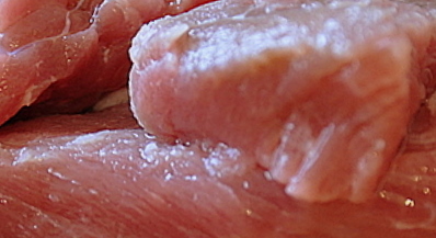 Carne de porc cu ciuperci in sos de mustar