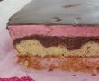 Desert prajitura marmorata cu mousse de fructe rosii si glazura de ciocolata-4