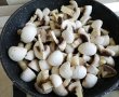 Ciuperci gratinate cu branza si sos cremos de smantana-1