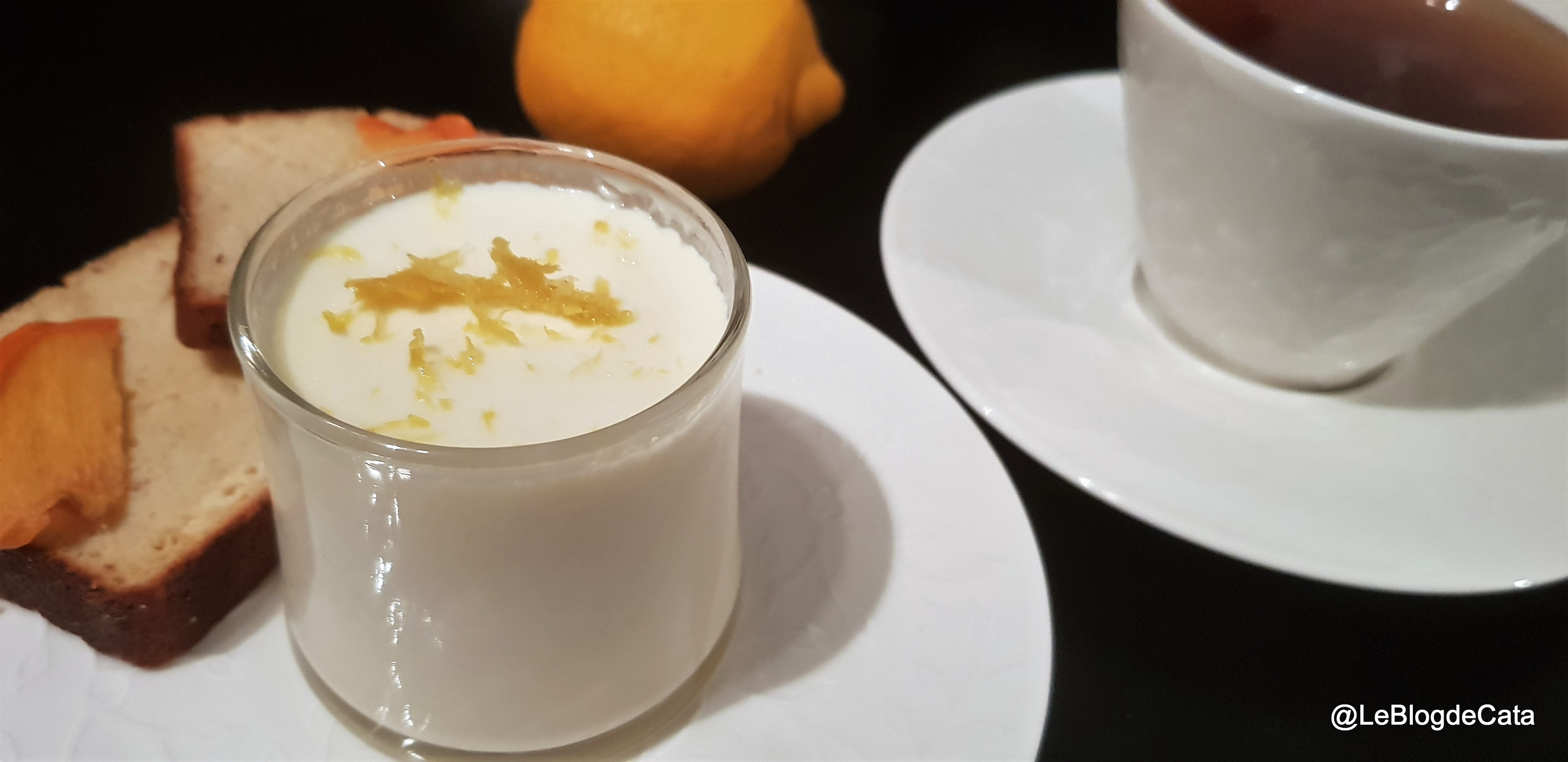 Desert crema de lamaie rapida / Lemon posset