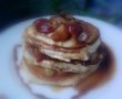 Pancakes cu prune trase în caramel-2