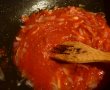 Cartofi in sos de rosii cu usturoi-2