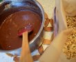 Desert budinca de ciocolata cu banane si nuci-6