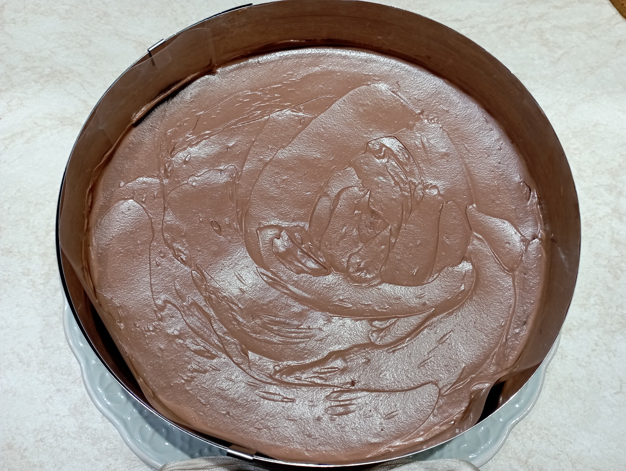 Reteta de tort ferrero rocher cu ciocolata si alune
