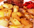 Cotlete de porc cu cartofi glazurati in sos de mustar-5
