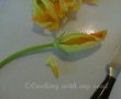 Flori de dovlecel umplute cu mozzarella si ansoa-1