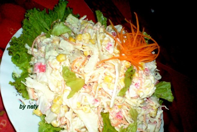 Salata de surimi cu legume