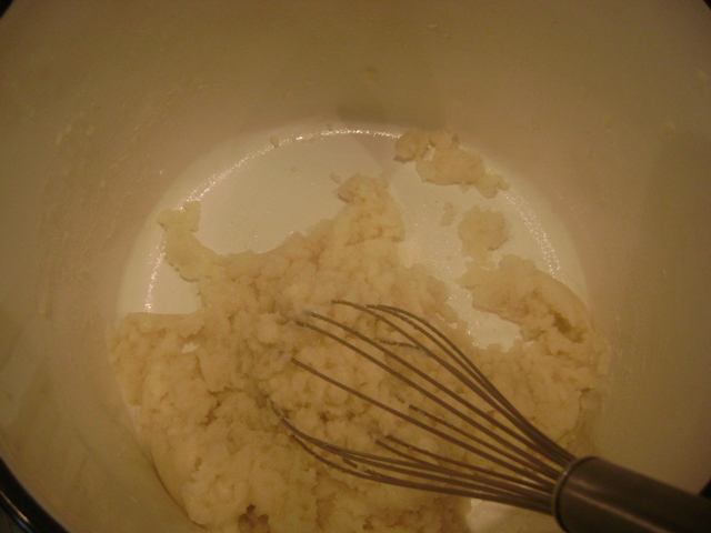 Eclere cu pudding de vanilie