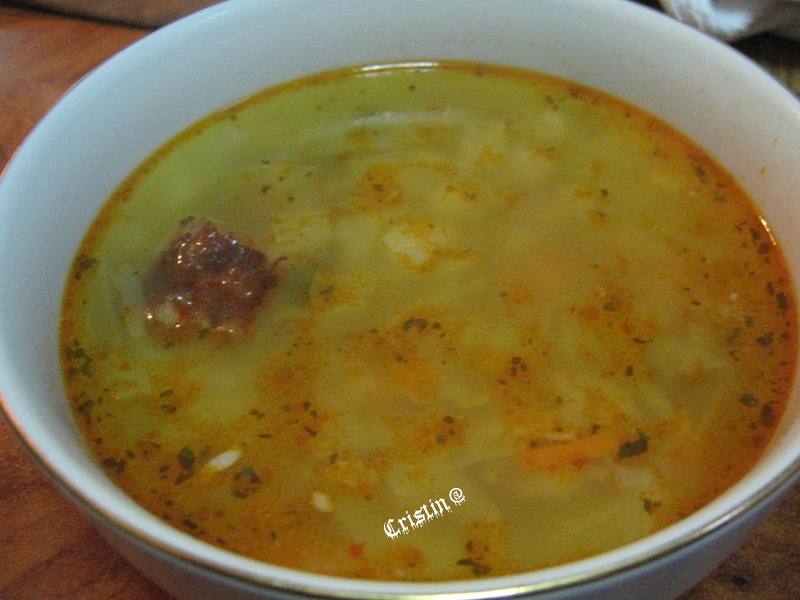 Supa de varza cu ciolan afumat