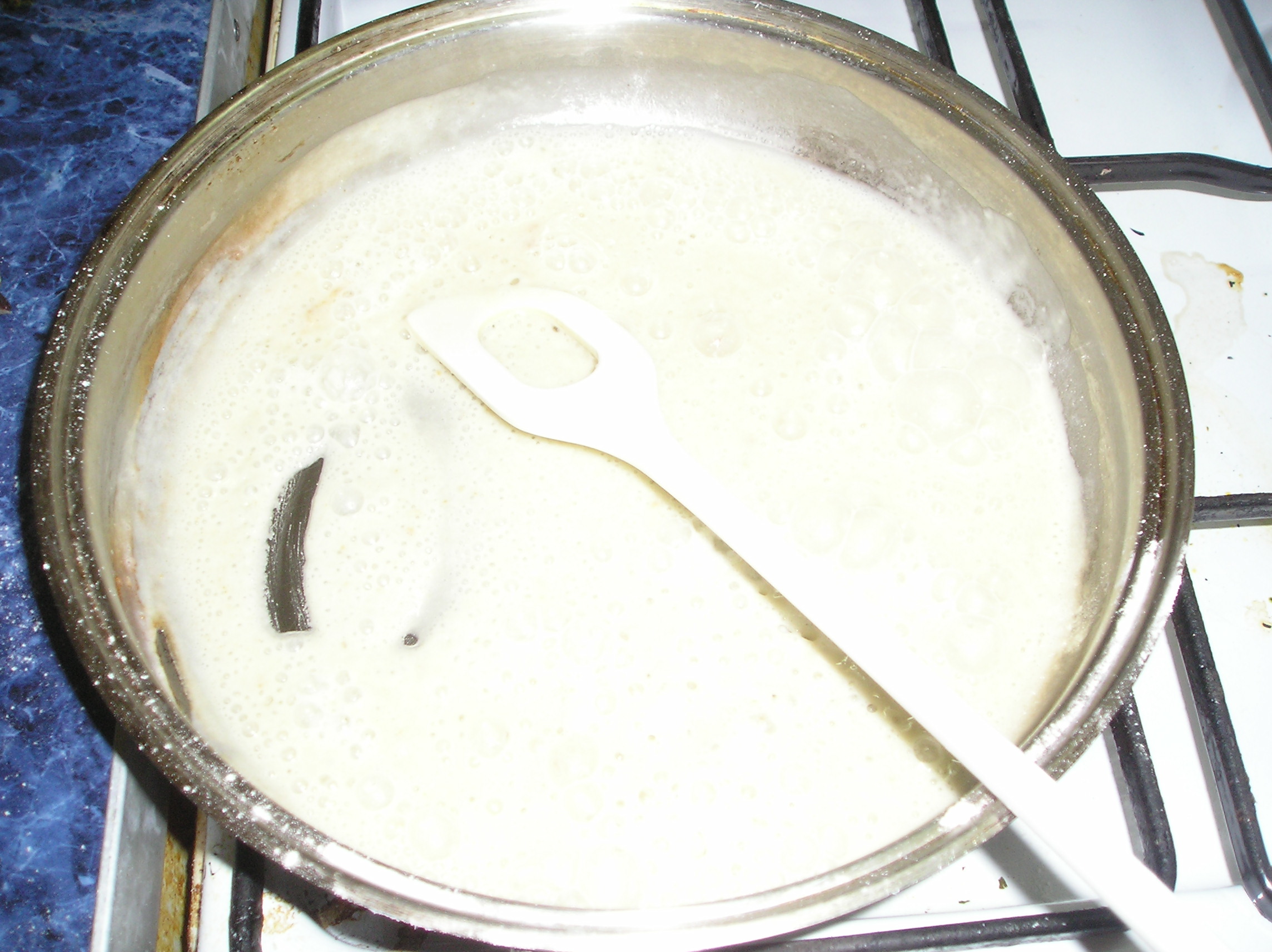 Ciorba de fasole boabe cu ciolan afumat si tarhon(in Kukta)
