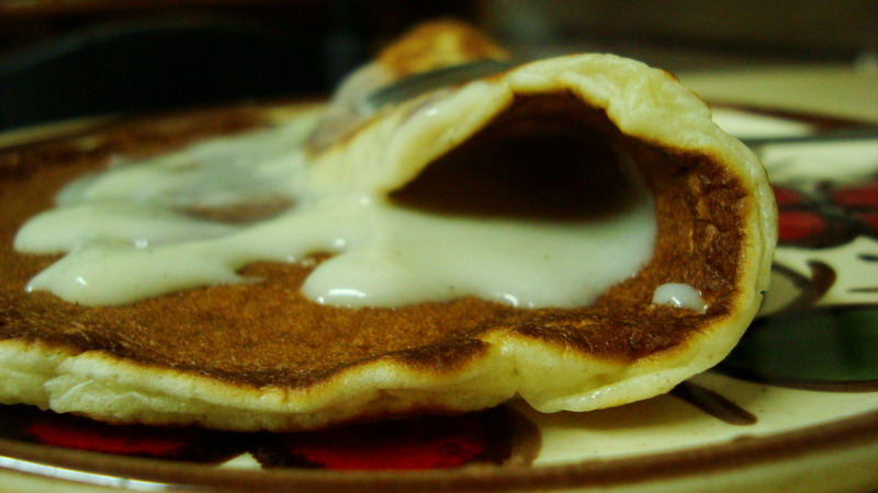 Pancakes cu sos de vanilie