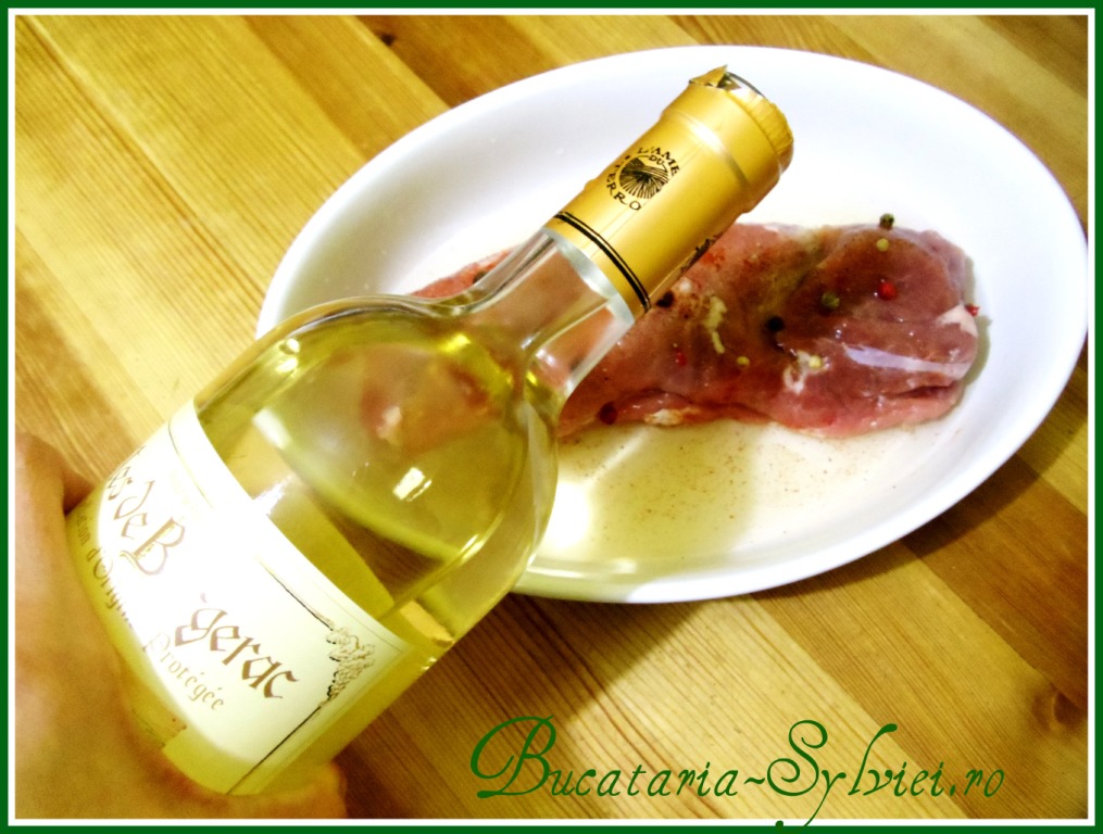 Muschiulet de porc in vin alb si seminte aromate/Filet mignon de porc au vin blanc