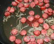 Tort de mamaliga cu ciuperci si carnat-2