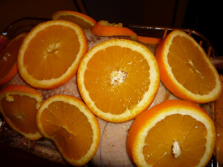 Rata umpluta cu sos de portocale