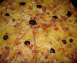 Pizza rapida cu mult cascaval-4