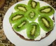 Tort etajat cu kiwi-1