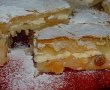 Placinta cu branza dulce, stafide aurii si crema de vanilie-0