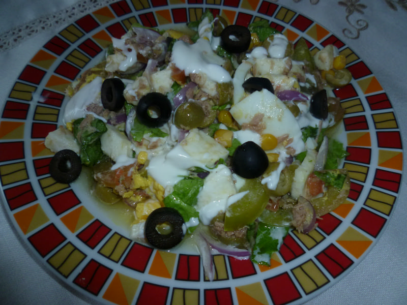 Salata de ton,mediteraneana
