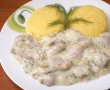 Reteta de ciulama delicioasa cu pipote si inimi de pui, preferata familiei-9