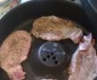 Cotlet condimentat (la dry cooker)cu cartofi pai si varza-2