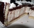 Tort de ciocolata umplut cu menta-8