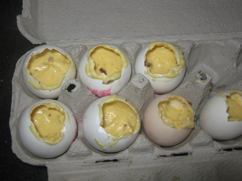 Oua colorate pentru iepurasi