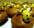 Muffins (briose) cu miere si albinute din martipan-6