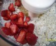Clatite umplute cu crema de urda si capsuni-0