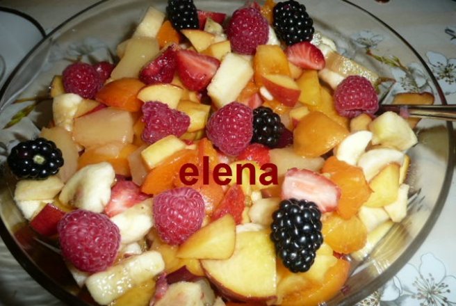 Salata de fructe (2)