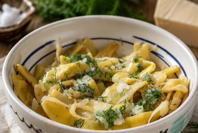 Pastai cu mujdei de usturoi