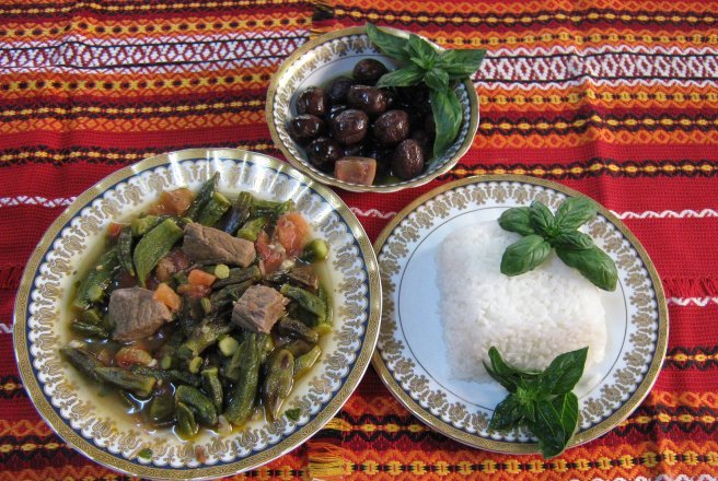 "Bamyah"-Mancare de bame cu carne de vita-specific arabeasca