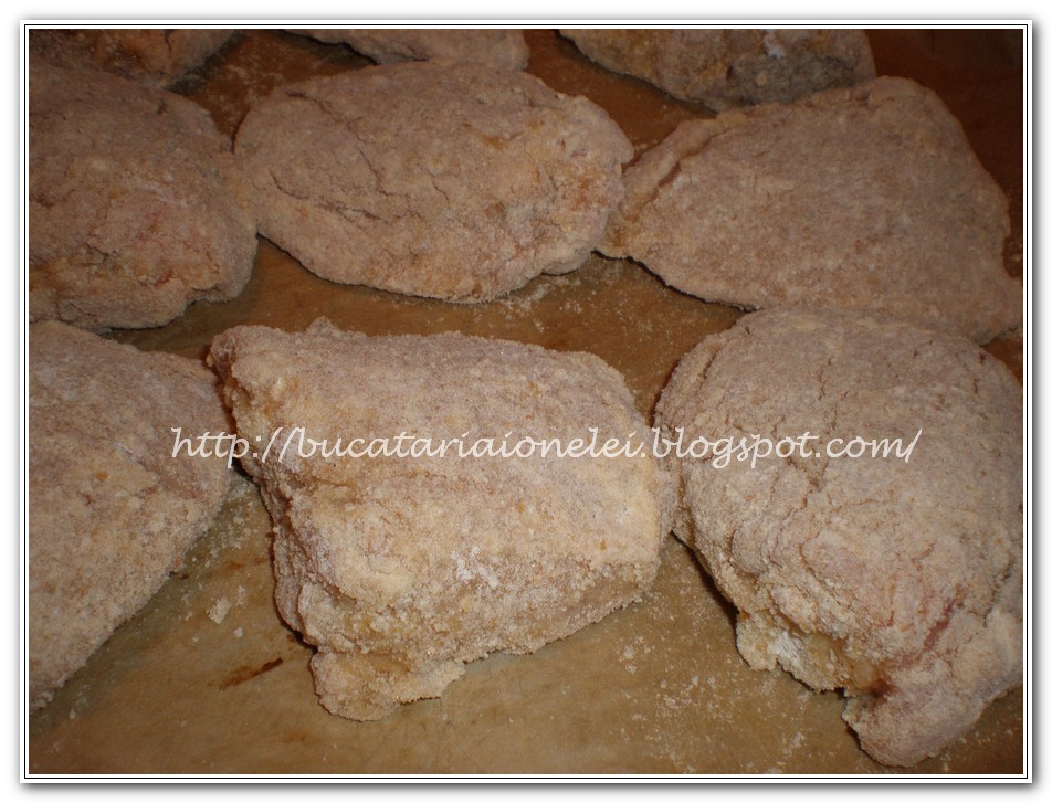 Pulpe de pui pane la cuptor