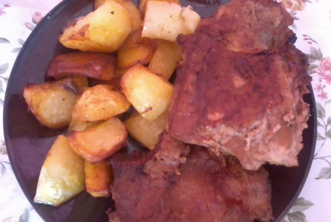 Friptura de carne de porc cu cartofi