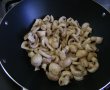 Omleta tărănească cu ciuperci si sunculita-1